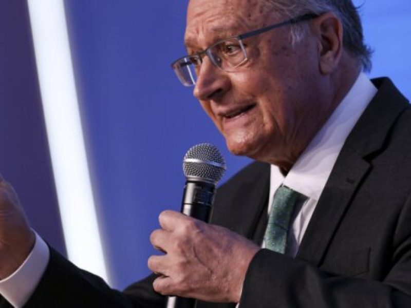 154714nao-e-porque-e-bilionario-que-nao-precisa-cumprir-a-lei-diz-alckmin-sobre-suspensao-do-x-3-740x348