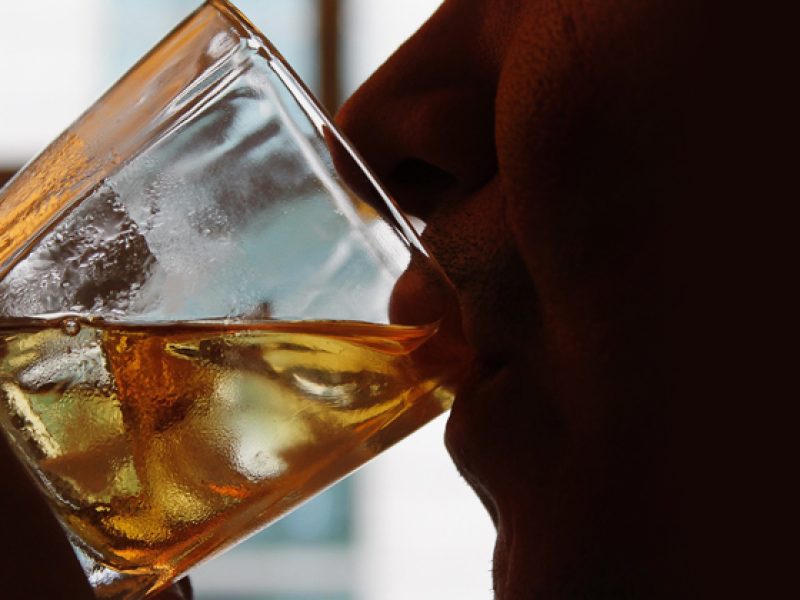 20180312_00_alcoolismo