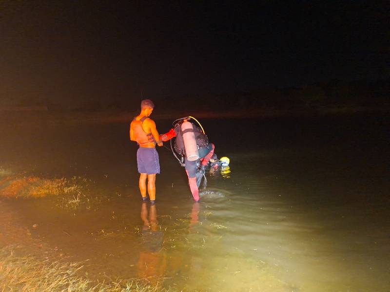 5AEC606D-92C4-4215-8EB3-44B02F62FEC5