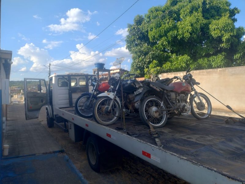 APREENÇÃO DE MOTOS BIRITINGA PM POLICIA PATIO SERRINHA (3)