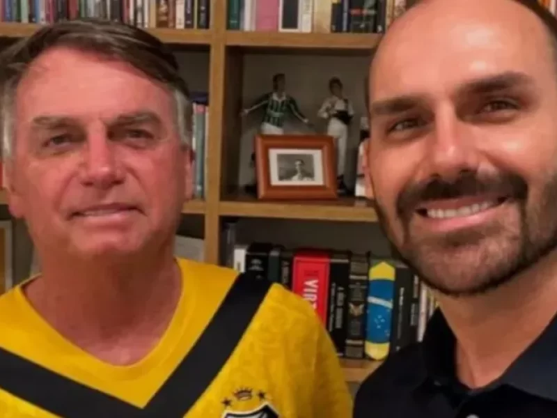 Apos-xingar-o-pai-Eduardo-Bolsonaro-diz-que-conver0131174900202508210839-ScaleOutside-1