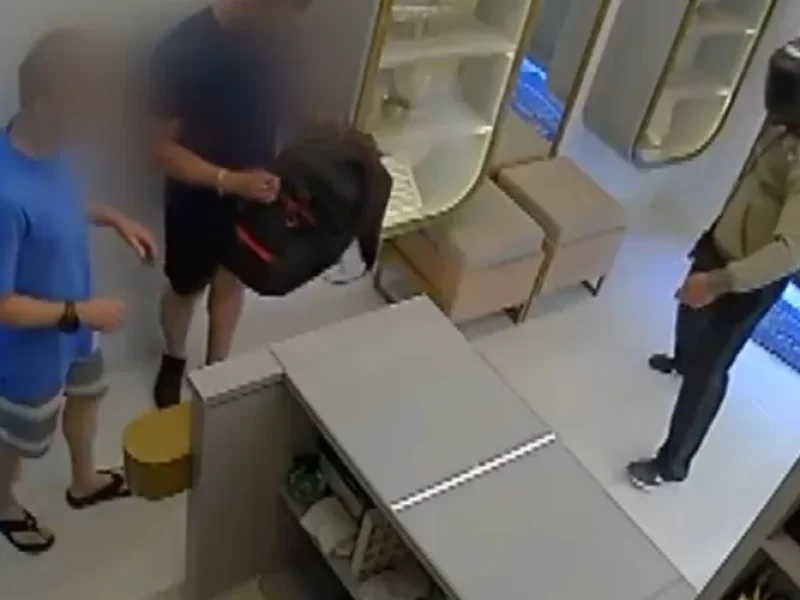 Assista-Lalaus-roubam-mais-de-meio-milhao-de-reais0131085800202508051859-ScaleOutside-1