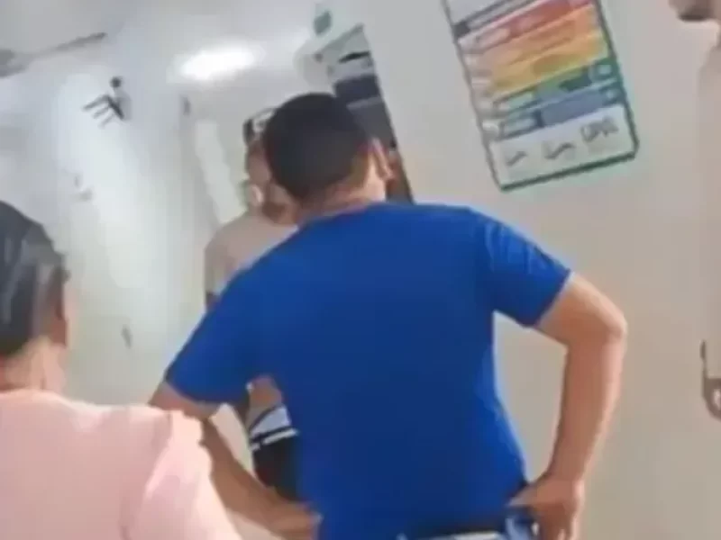 Assista-homem-vai-a-UPA-com-cenoura-no-anus-e-cria0131059900202507312053-ScaleOutside-1