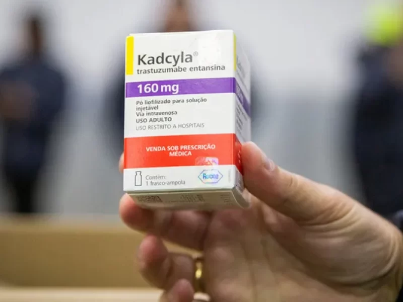 Bahia-recebe-primeiro-lote-de-remedio-contra-o-can0132491900202510212245-ScaleOutside-1