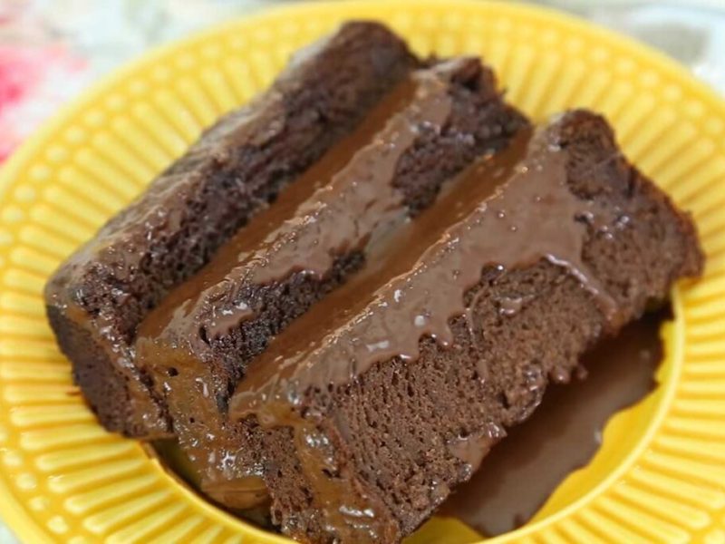 Bolo-de-Banana-Delicioso-com-Chocolate-sem-Lactose-1024x683-1