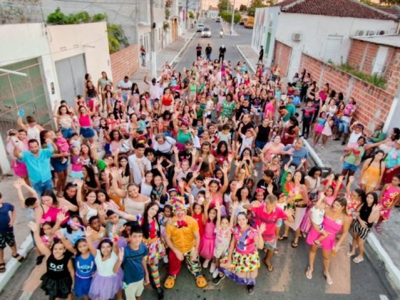 CARNAVAL-CRIANCAS-4-768x960