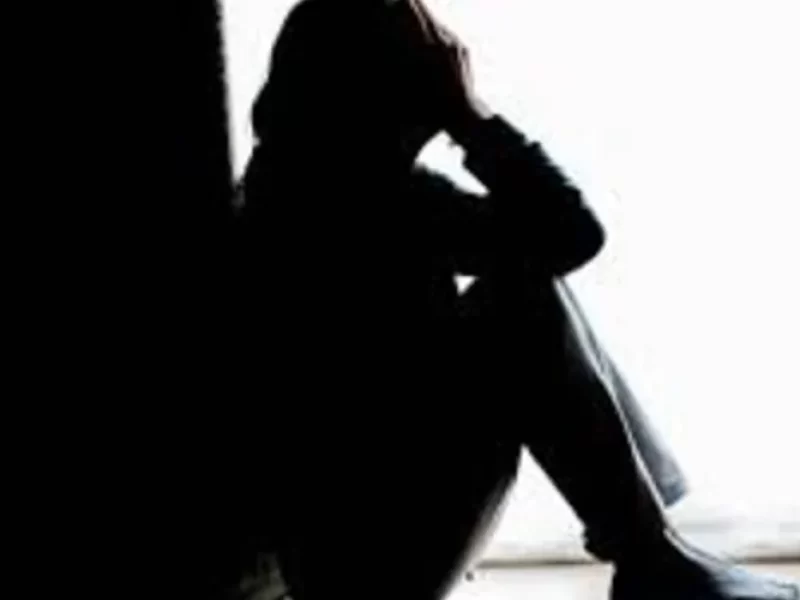 Chocante-Mulher-convoca-tribunal-do-crime-contra-f0129698600202505261004-ScaleOutside-1