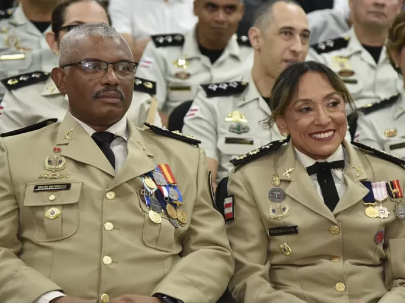 Claudia-Mara-conheca-tenente-coronel-que-assumiu-p0131026300202507252227-ScaleOutside-1
