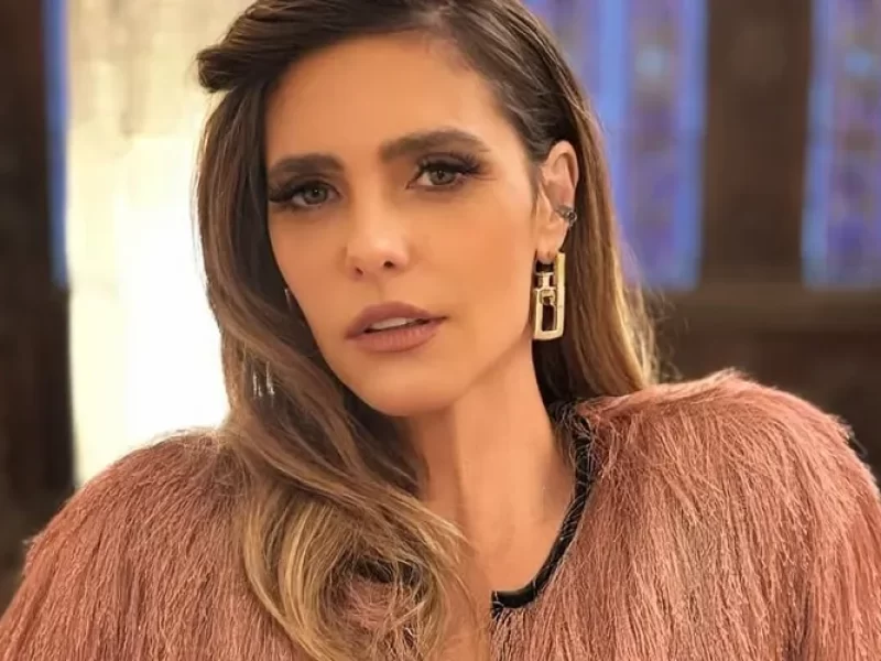 Feriado-inteiro-com-uma-camisinha-so-diz-Fernanda-0129754900202506041003-ScaleOutside-1