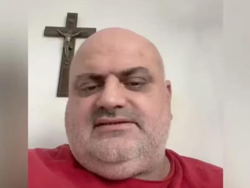 Influenciador-cristao-e-esfaqueado-ate-a-morte-dur0132495000202510221531-ScaleOutside-1