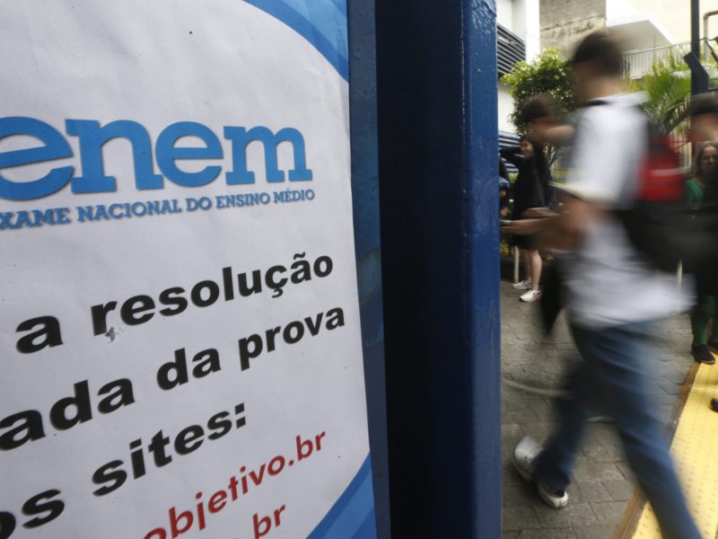 São Paulo (SP), 10/11/2024 - Estudantes  no segundo dia de provas do ENEM na UNIP Vergueiro em São Paulo. Foto: Paulo Pinto/Agência Brasil
