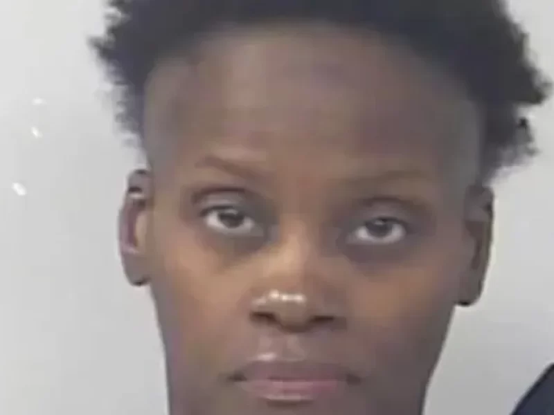 Mae-e-presa-apos-matar-filho-de-6-anos-durante-ses0129755300202506041104-ScaleOutside-1