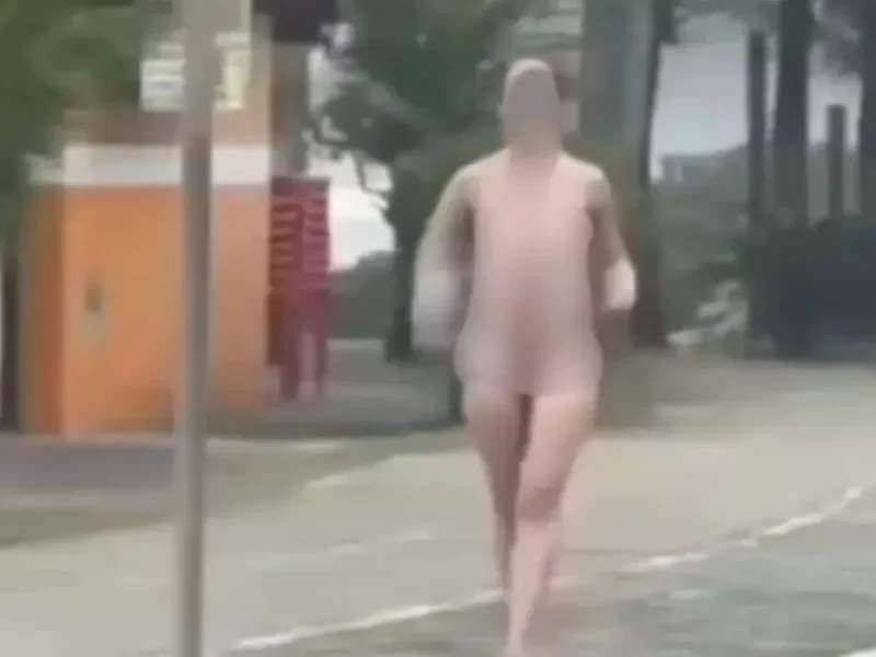 Mulher-vai-nua-a-praia-e-em-abordagem-confessa-ter0131154000202508171318-ScaleOutside-1