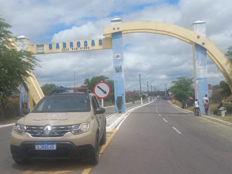 POLICIA PM BARROCAS (1)