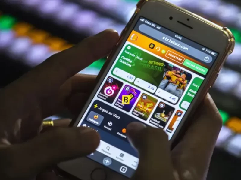 Pai-e-preso-por-torrar-doacoes-para-o-filho-doente0132912100202601240807-ScaleOutside-1