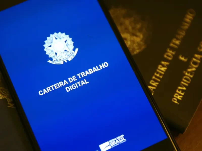 Pe-na-bunda-do-patrao-aumenta-o-numero-de-pedidos-0128403500202504061245-ScaleOutside-1