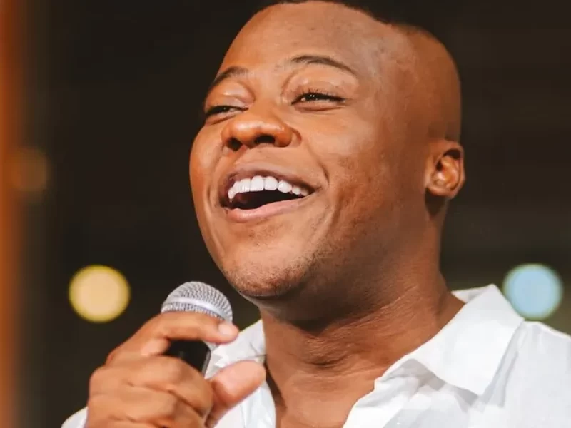 escandurras-expoe-ter-sofrido-golpe-de-pedinte-em-0133044800202602251502-ScaleOutside-1