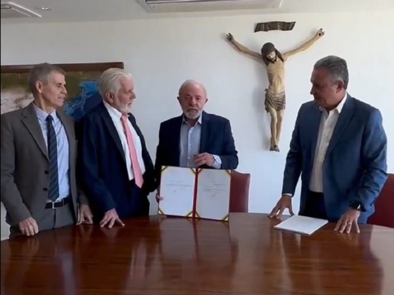 lula-assina-projeto-de-lei-sobre-o-2-de-julho-como-data-nacional-2794502