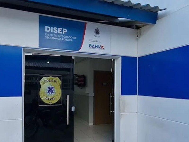 mulheres-sao-conduzidas-a-delegacia-apos-agressao-durante-discussao-familiar-em-serrinha-f4cb8