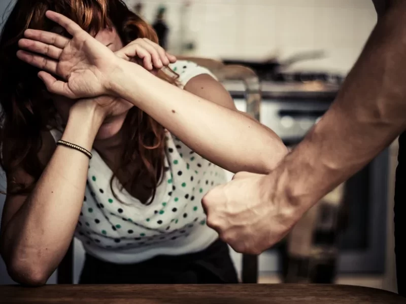 violencia-domestica-condenado-podera-perder-direito-a-pensao-e-partilha-de-bens1603456260